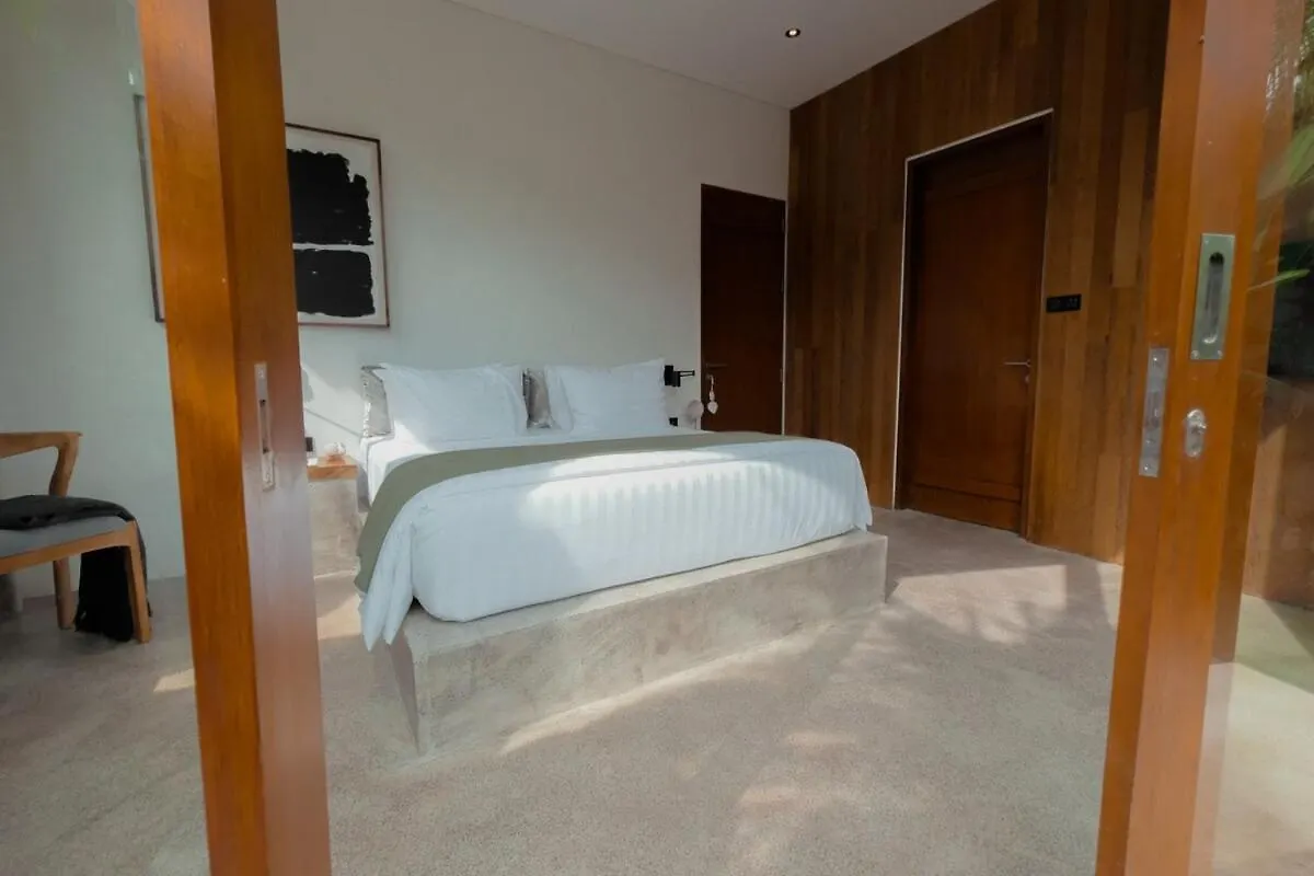 Four Bedroom Luxury Villa Laya Ubud