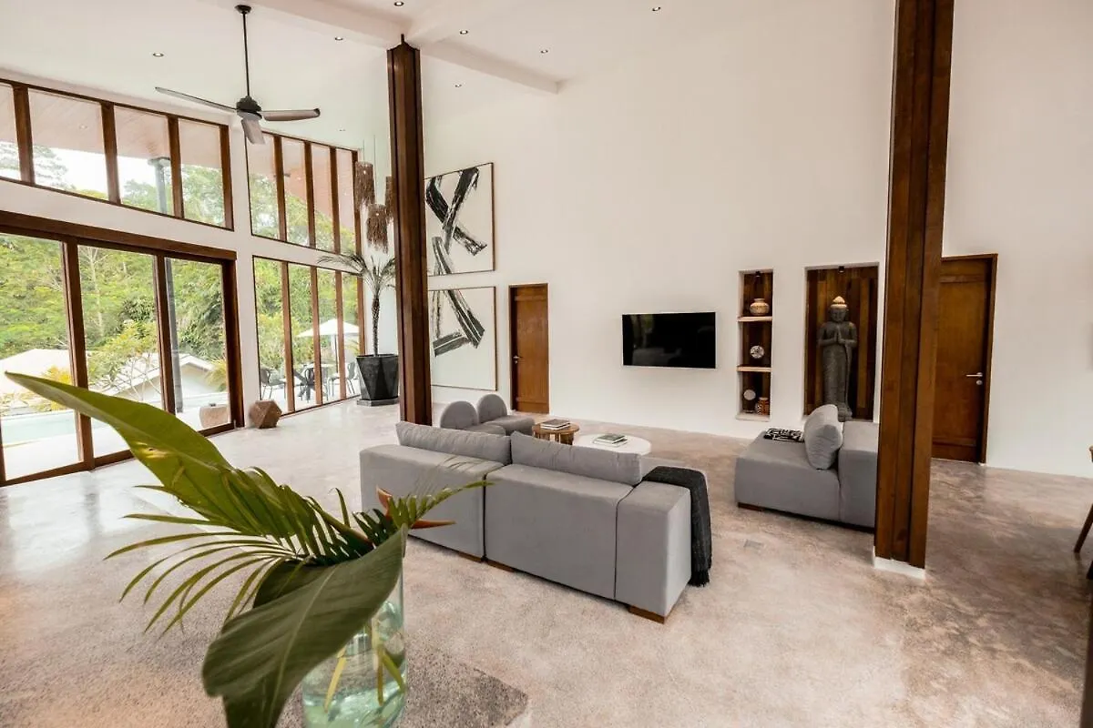 Four Bedroom Luxury Villa Laya Ubud