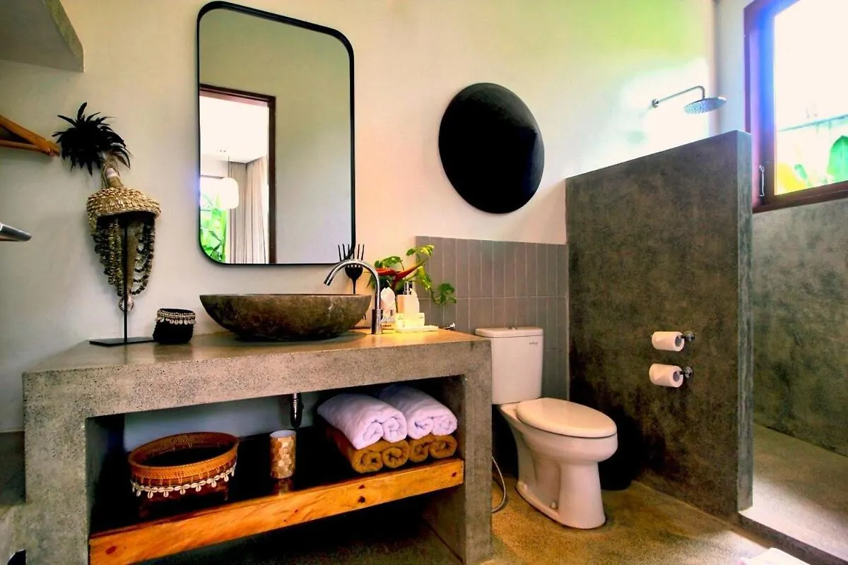 Four Bedroom Luxury Villa Laya Ubud