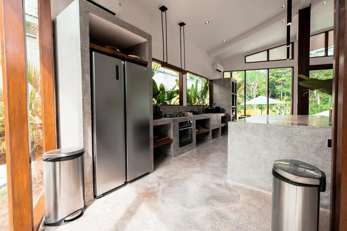 Four Bedroom Luxury Villa Laya Ubud