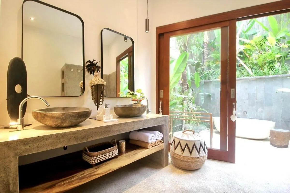 Four Bedroom Luxury Villa Laya Ubud 0*,  Indonesien